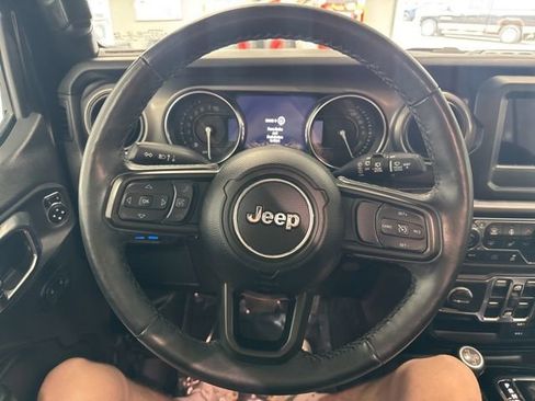 Used 2023 Jeep Wrangler Unlimited w/ Cold Weather Group AWD/4WD image 30