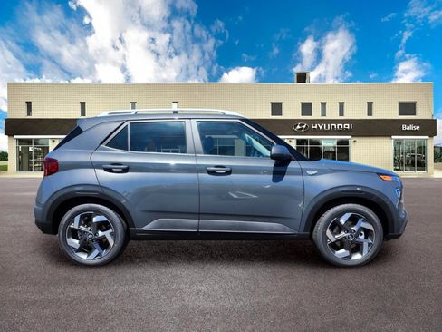 New 2026 Hyundai Venue SEL FWD image 2