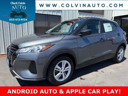 New 2025 Nissan Kicks Play S image 2