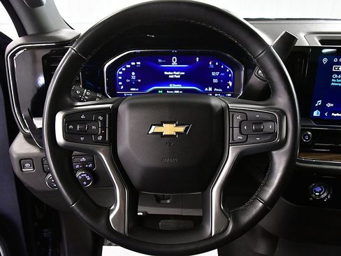 Used 2023 Chevrolet Silverado 1500 LT w/ Protection Package image 18