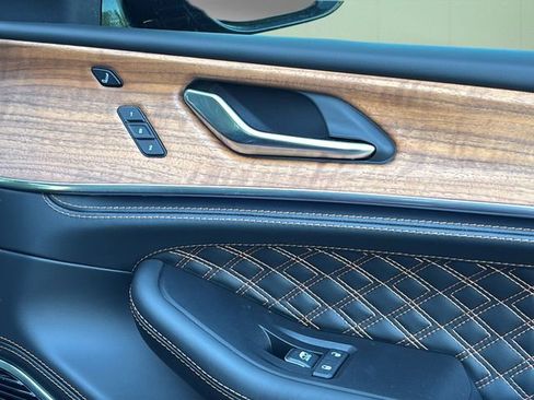 New 2025 Jeep Grand Cherokee L Summit image 38