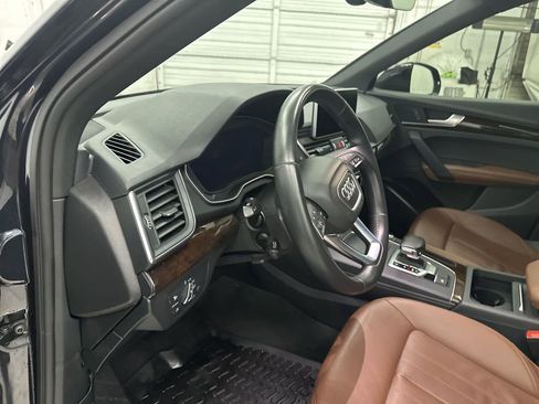 Used 2020 Audi Q5 2.0T Premium Plus w/ Premium Plus Package image 9