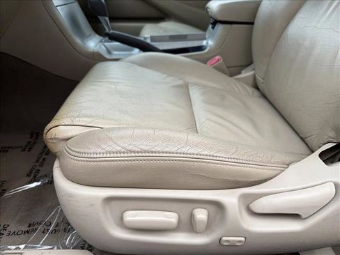 Used 2008 Toyota Solara SE FWD image 10