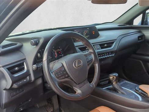 Used 2020 Lexus UX 200 w/ Accessory Package 2 FWD image 9