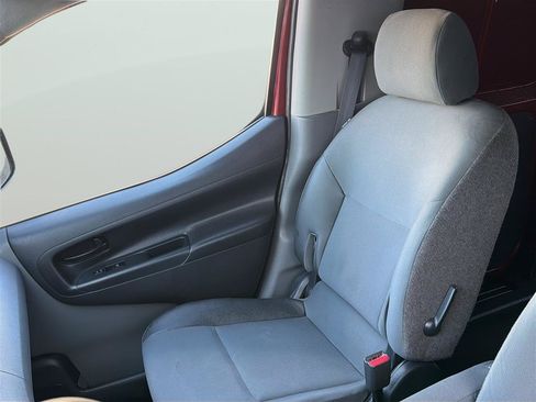 Used 2017 Chevrolet City Express LT w/ Technology Package FWD image 13