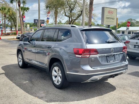 Used 2018 Volkswagen Atlas SEL FWD image 3