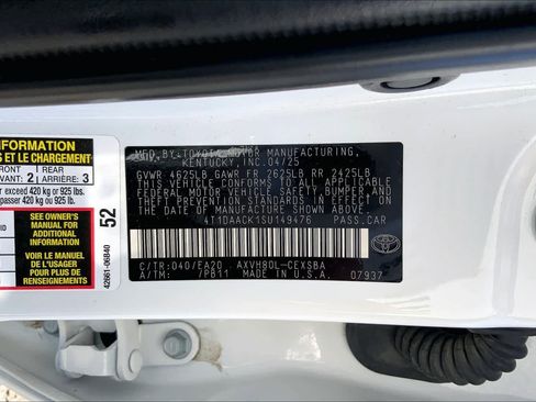 Used 2025 Toyota Camry SE FWD image 36