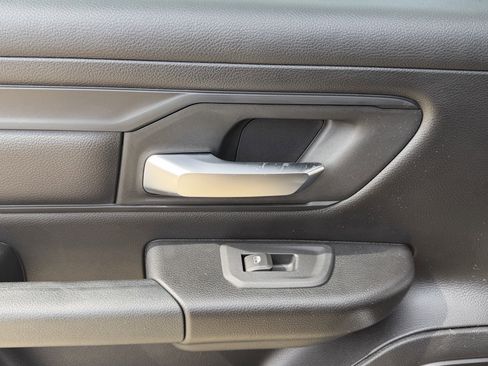 New 2026 RAM 1500 Express image 34