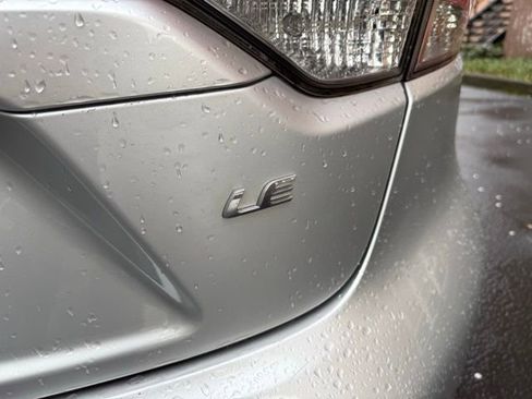 Used 2020 Toyota Corolla LE w/ LE Premium Package image 31