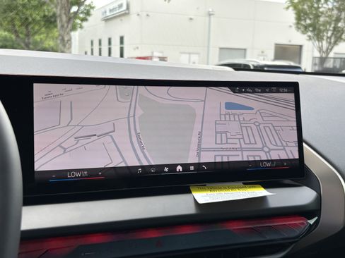 Used 2025 BMW X3 xDrive30i w/ Convenience Package image 28