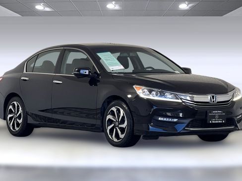 Used 2017 Honda Accord EX-L image 6