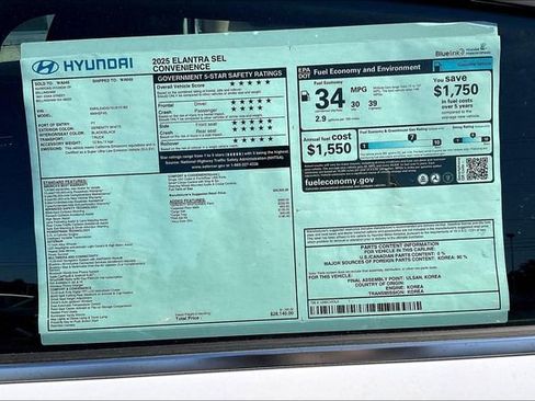 New 2025 Hyundai Elantra SEL image 18