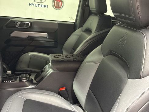 Used 2024 Ford Bronco Big Bend image 9