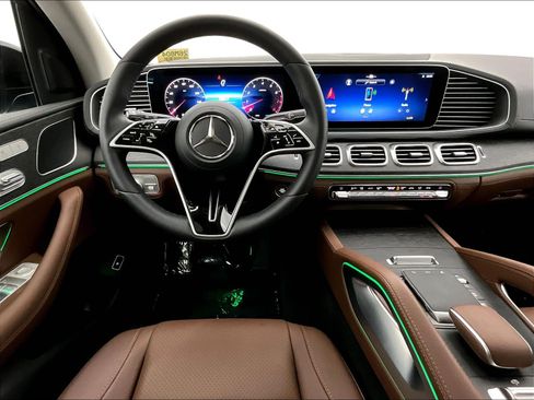 Used 2026 Mercedes-Benz GLE 450 4MATIC image 4