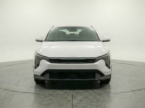 Used 2025 Kia K4 FWD image 2