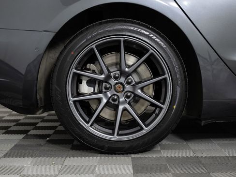 Used 2021 Tesla Model 3 Standard Range image 37