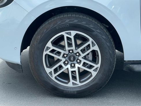Certified 2025 Ford Expedition Active AWD/4WD image 13