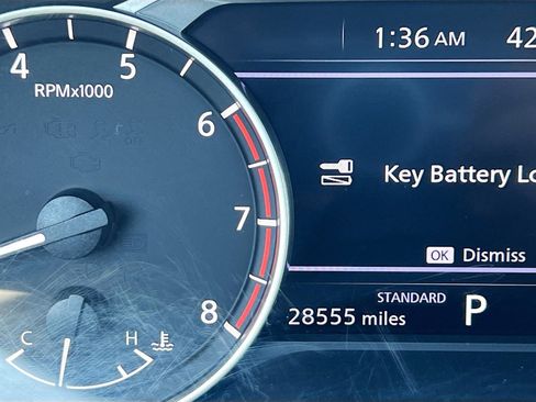 Used 2023 Nissan Rogue SV image 12