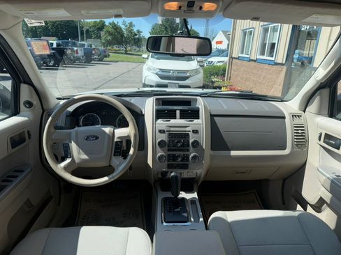 Used 2012 Ford Escape XLT AWD/4WD image 26