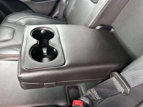 Used 2019 Jeep Cherokee Limited AWD/4WD image 11