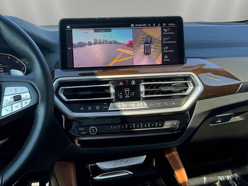 Used 2022 BMW X4 xDrive30i AWD/4WD image 9