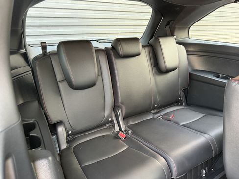 Used 2023 Honda Odyssey Sport image 19