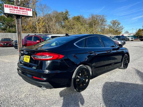 Used 2019 Ford Fusion SEL FWD image 2
