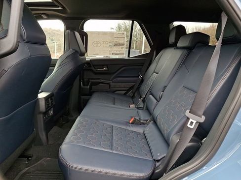 New 2026 Toyota 4Runner Platinum image 10