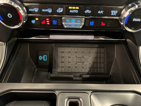 Certified 2024 Ford F150 Lariat w/ Equipment Group 502A High image 30