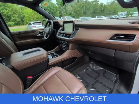 Used 2024 Chevrolet Tahoe High Country AWD/4WD image 30