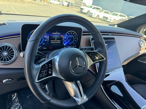 Used 2023 Mercedes-Benz EQE 350+ SUV w/ Exclusive Trim Package image 20