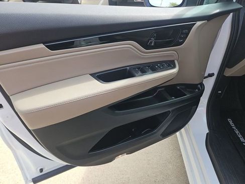 Used 2023 Honda Odyssey Touring image 21