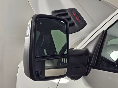 New 2026 RAM 3500 Laramie AWD/4WD image 13
