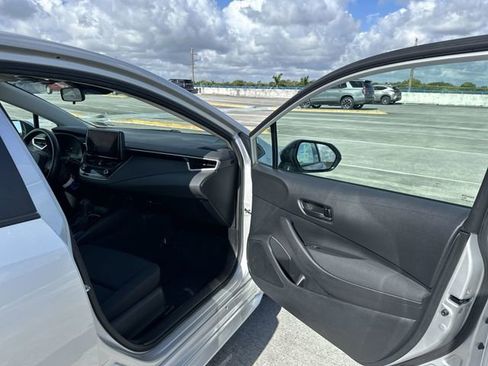 Used 2024 Toyota Corolla LE FWD image 23