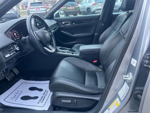 Used 2022 Honda Civic Sport Touring image 10