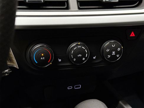 New 2026 Chevrolet Trax RS image 16