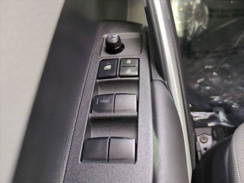 Certified 2026 Toyota Corolla Cross L FWD image 21