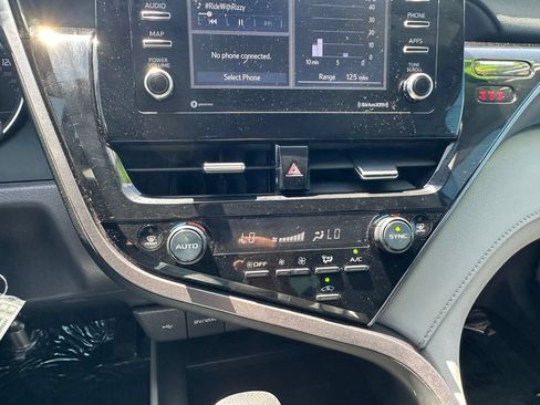 Used 2023 Toyota Camry LE FWD image 29