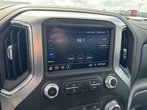 Used 2023 GMC Sierra 2500 SLE w/ SLE Convenience Package image 16