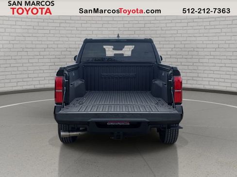 Used 2025 Toyota Tacoma SR5 AWD/4WD image 7