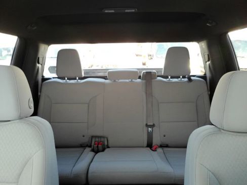 Used 2026 Chevrolet Silverado 1500 LT image 31