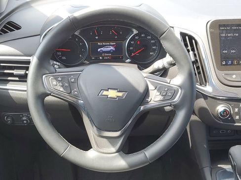 Certified 2024 Chevrolet Equinox LT FWD image 29