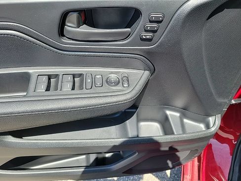 Used 2025 Honda Odyssey Sport-L image 13