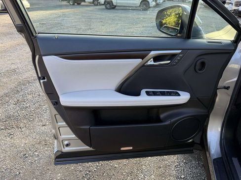 Used 2022 Lexus RX 350 Premium w/ Power Moonroof image 12