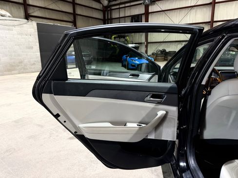 Used 2018 Hyundai Sonata ECO FWD image 19