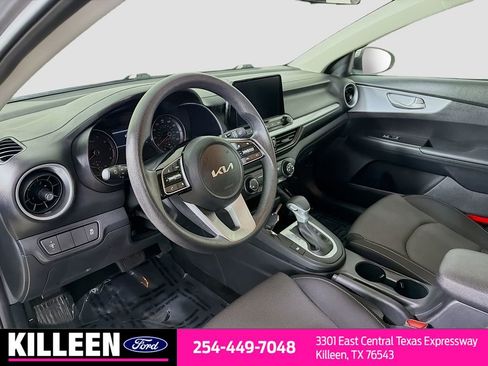 Used 2024 Kia Forte LXS image 10