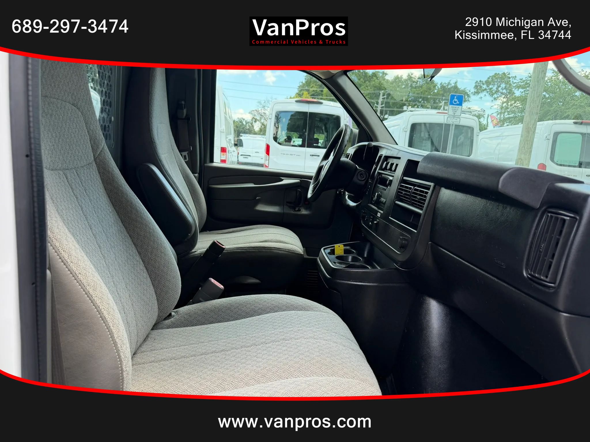 Used 2014 Chevrolet Express 2500 RWD image 17