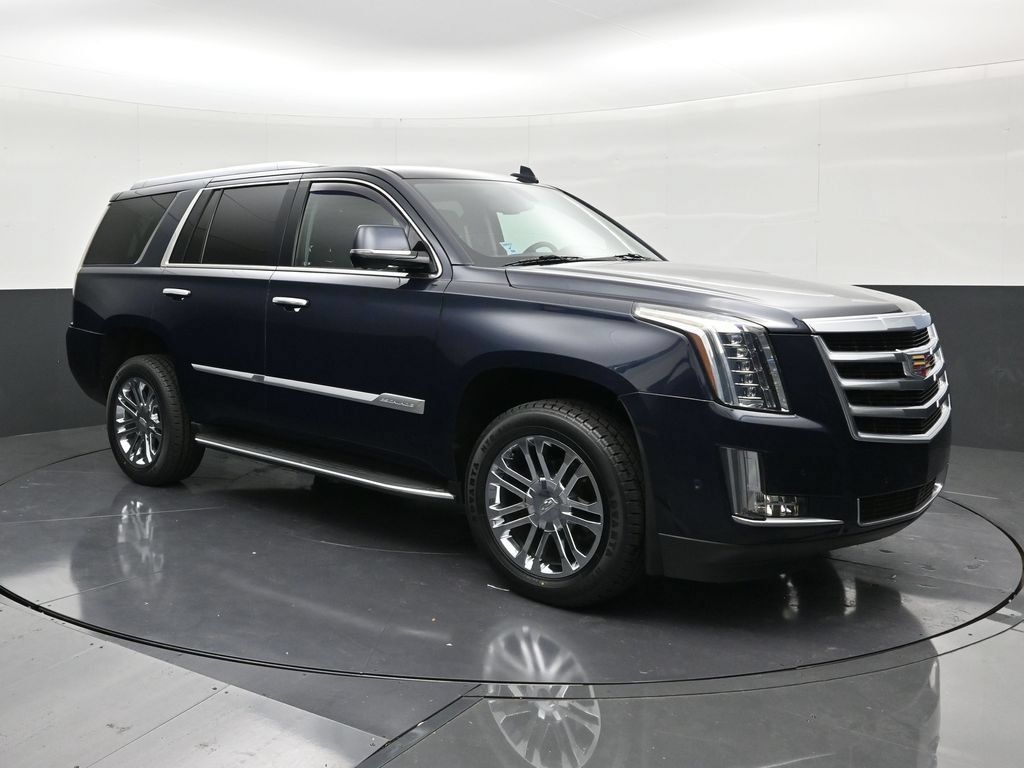 Used 2020 Cadillac Escalade 2WD image 7