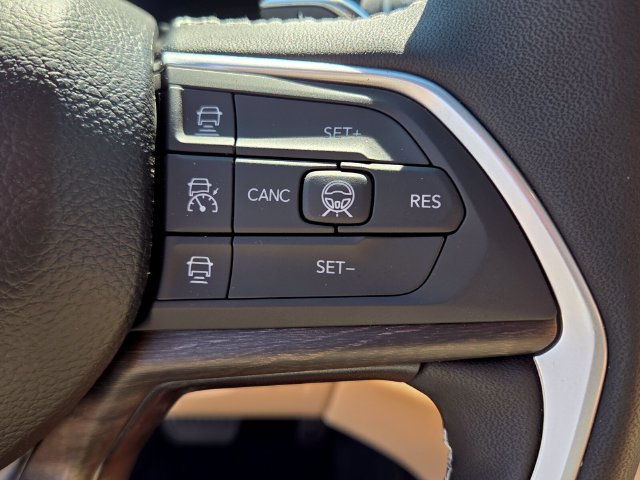 New 2027 Jeep Grand Cherokee Limited AWD/4WD image 28