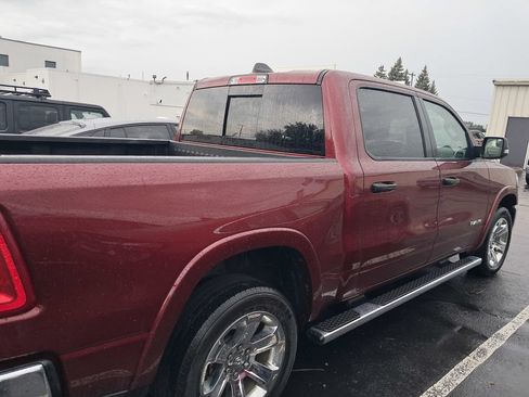 Used 2025 RAM 1500 Big Horn AWD/4WD image 7